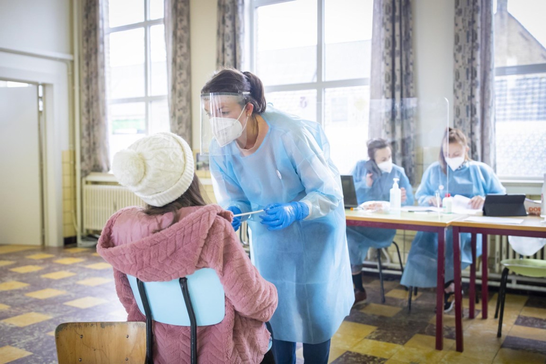 Meyfroidt: 'Cijfers scholen zorgwekkend, goed testbeleid ...