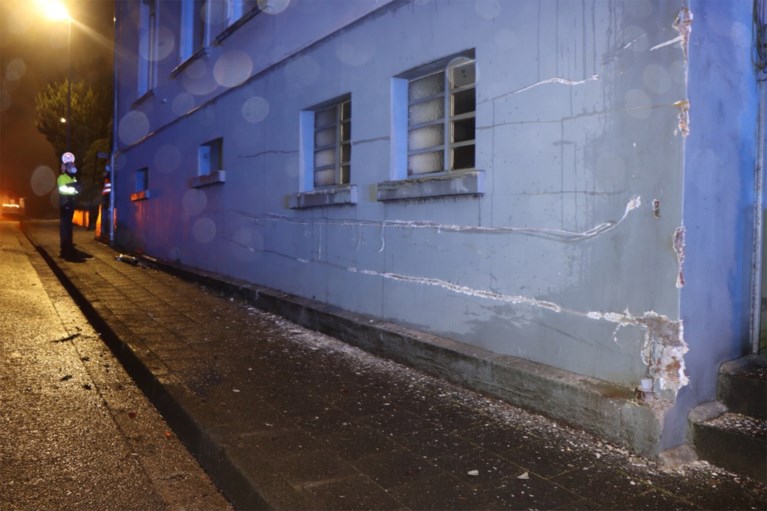 Dronken Duitser richt 100.000 euro schade aan met gestolen tractor