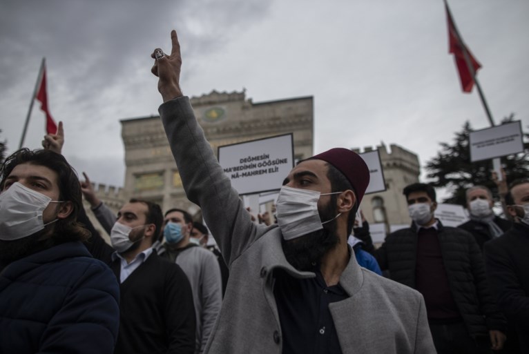 Arrestaties bij studentenprotesten in Istanbul
