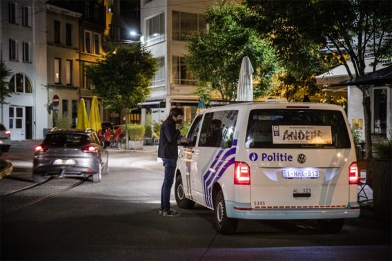Correctionele rechtbank: avondklok is wél wettig - De Standaard