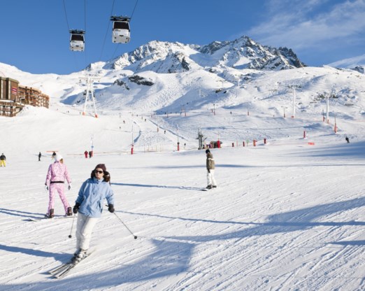 Skiën na de krokus? Verbod op niet-essentiële reizen verlengd 