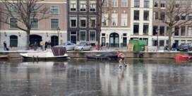 Smeltend ijs verrast schaatsers in Nederland