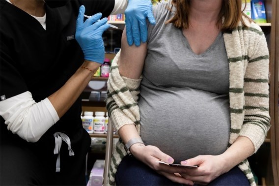 Gynaecologen roepen zwangere vrouwen op om zich te laten vaccineren 