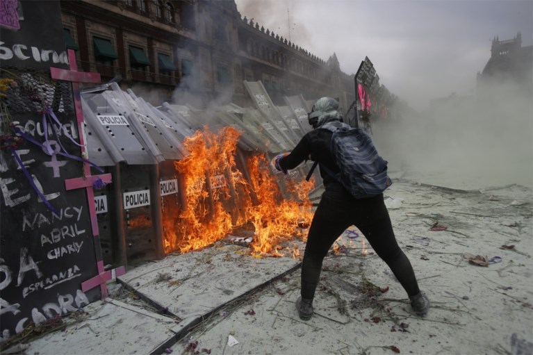 Gewonden bij demonstraties op Internationale Vrouwendag in Mexico