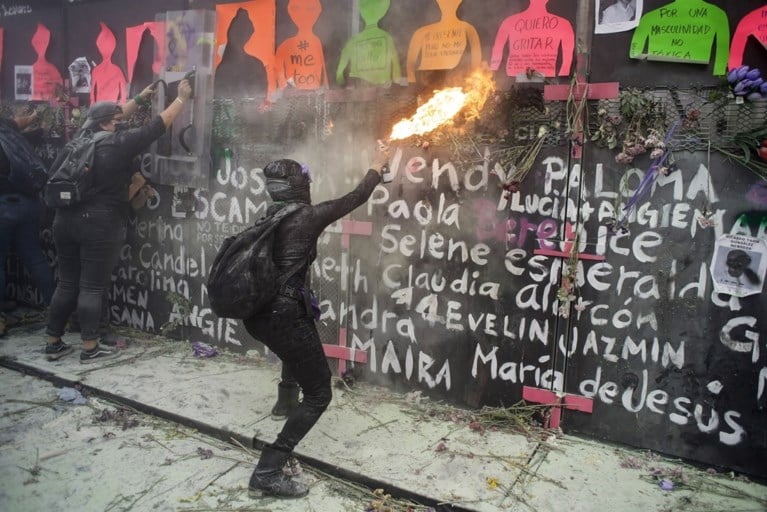 Gewonden bij demonstraties op Internationale Vrouwendag in Mexico