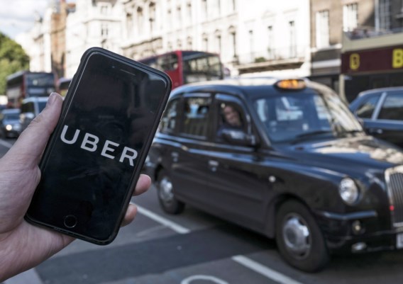Uber erkent 70.000 Britse chauffeurs als ‘workers’