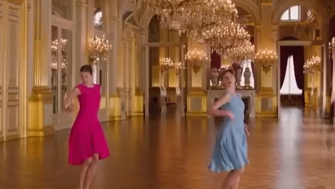 Ballet students dance in the Royal Palace during spring con …