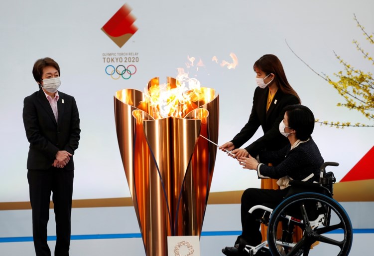 Olympische Spelen Tokio: Fakkeltocht olympische vlam van start in Fukushima