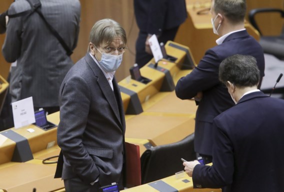 Waarom Guy Verhofstadt al gevaccineerd is