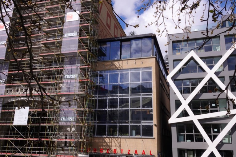 ‘Vooruit’ neemt afscheid van zijn letters