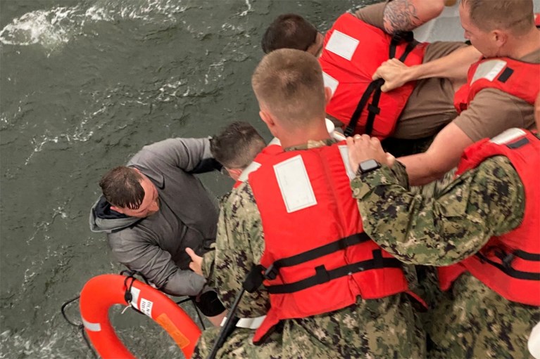Un morto e 12 dispersi dopo che la nave si è capovolta al largo della Louisiana