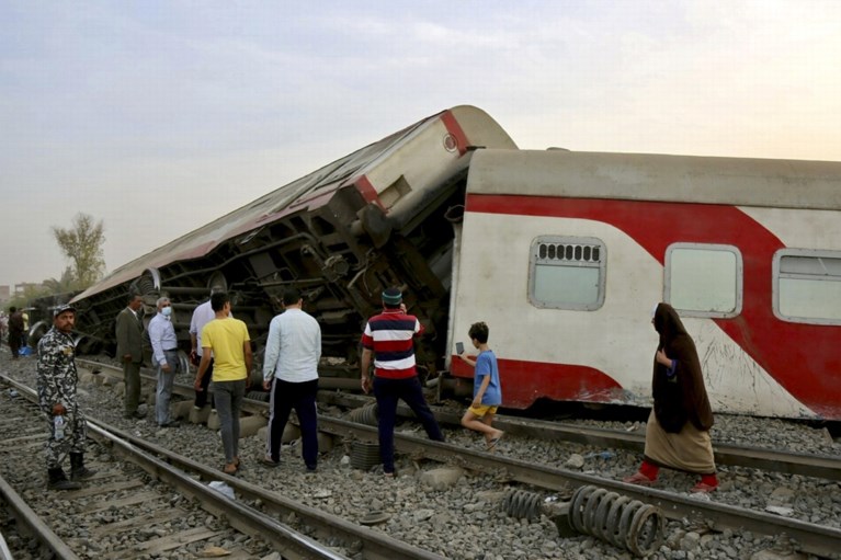 Treinongeval in Egypte: 11 doden en 98 gewonden