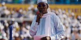 President van Tsjaad overleden door oorlogsverwondingen, één dag na herverkiezing