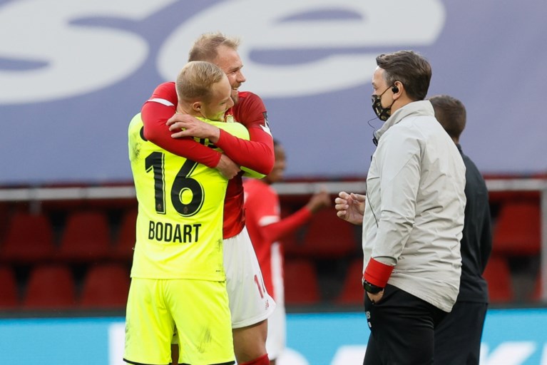 Standard buigt achterstand om en wipt over AA Gent in Europe play-offs