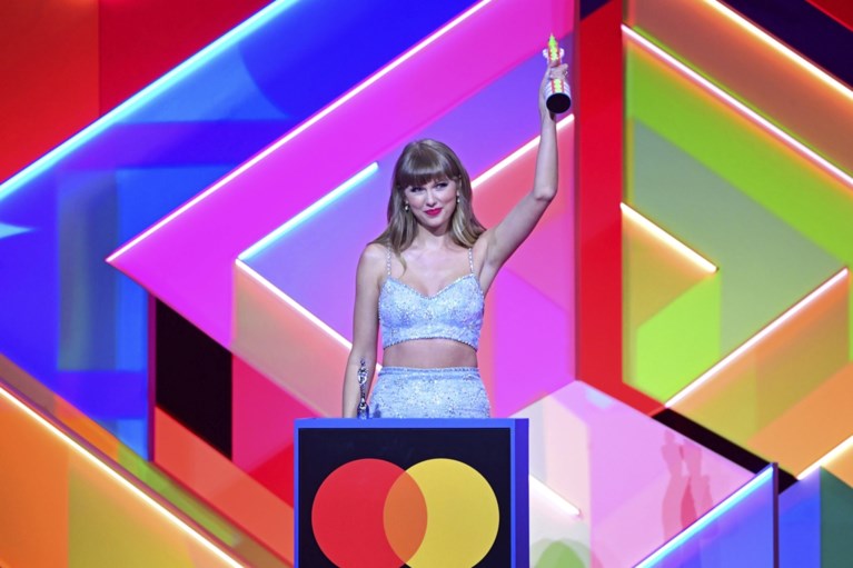 Dua Lipa domineert zeer vrouwelijke editie van de Brit Awards