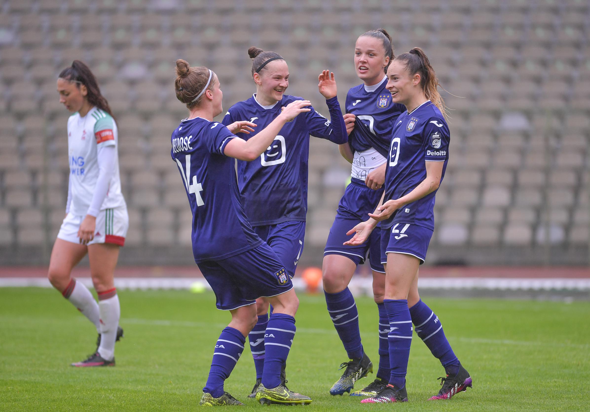 Spektakel in het Astridpark, RSC Anderlecht moet tevreden zijn met een punt  tegen OHL