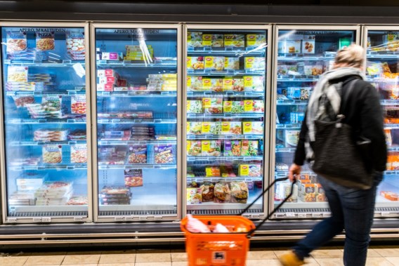 Na tekort koekjes en chips: Delhaize-uitbaters eisen compensatie voor lege winkelrekken