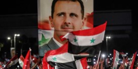 Ook fictieve kiezers betuigen massaal hun liefde voor Syrische dictator