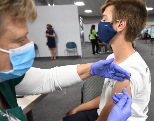 Wetenschap effent pad voor vaccinatie jongeren, nu de politiek nog