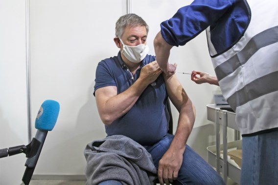 Politiek getouwtrek om de vaccins: de twist tussen Vlaanderen en Brussel 