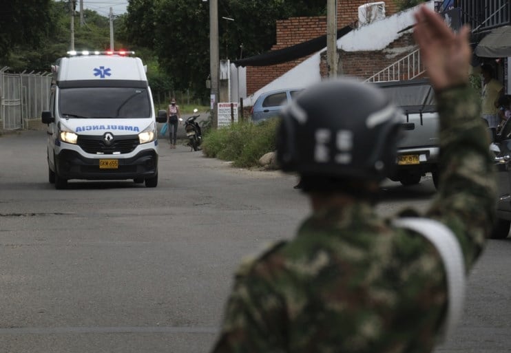 At least 36 injured in car bomb explosion at Colombia military base