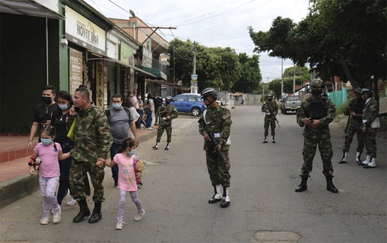 At least 36 injured in car bomb explosion at Colombia military base