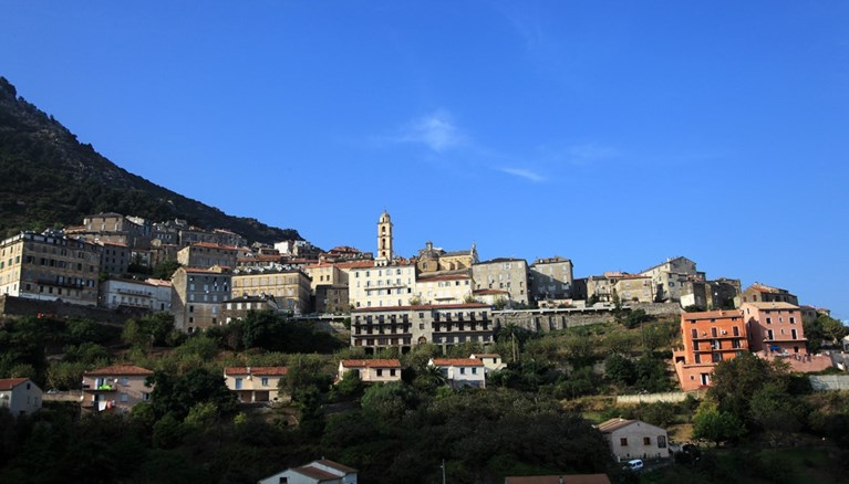 Duizelingwekkend mooi: ontdek de mooiste dorpjes van Corsica
