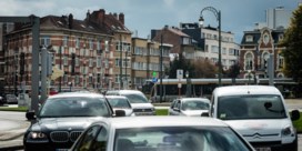 Brussel zet hoog in met ban op diesel- én benzinemotoren