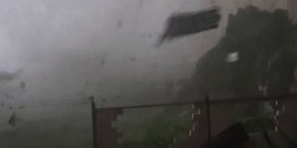Apocalyptische amateurbeelden tonen ware kracht van Tsjechische tornado