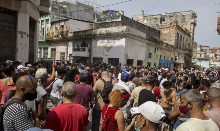Cuba opgeschrikt door ongebruikelijke protesten tegen regering