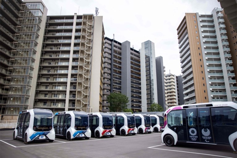 Atletendorp in Tokio officieel geopend onder strenge veiligheidsmaatregelen