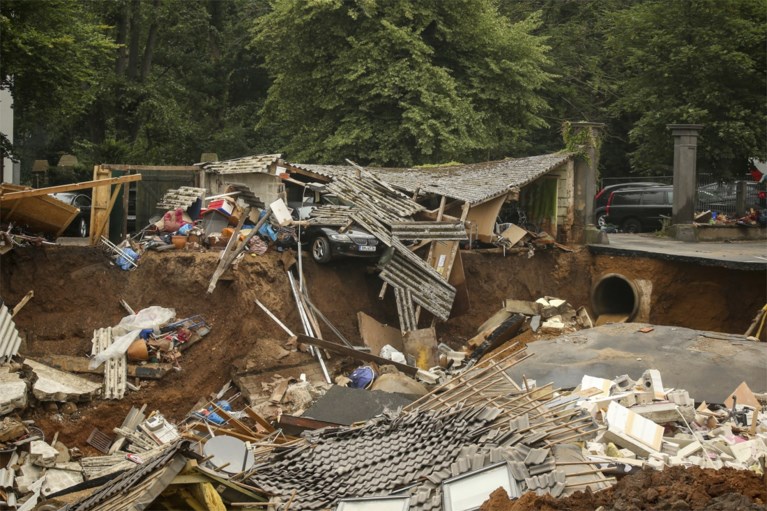 Una frana in una città tedesca: ``Molte chiamate di emergenza, ma soccorsi spesso non sono possibili 