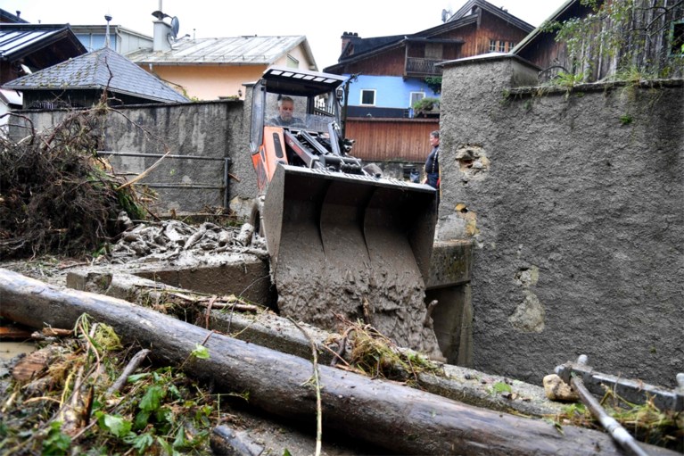Noodweer treft nu Oost-Duitsland en Beieren, en Oostenrijkse Hallein