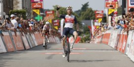Ronde van Wallonië: indrukwekkende ritwinst en leiderstrui voor jonge Amerikaan Quinn Simmons