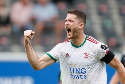 Zulte Waregem Voetbal : Tienkoppig Zulte Waregem Moet Vrede Nemen Met Puntje Tegen O De Standaard Mobile