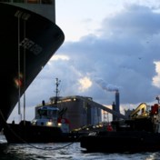 Containerschip Ever Given aangekomen in Rotterdam