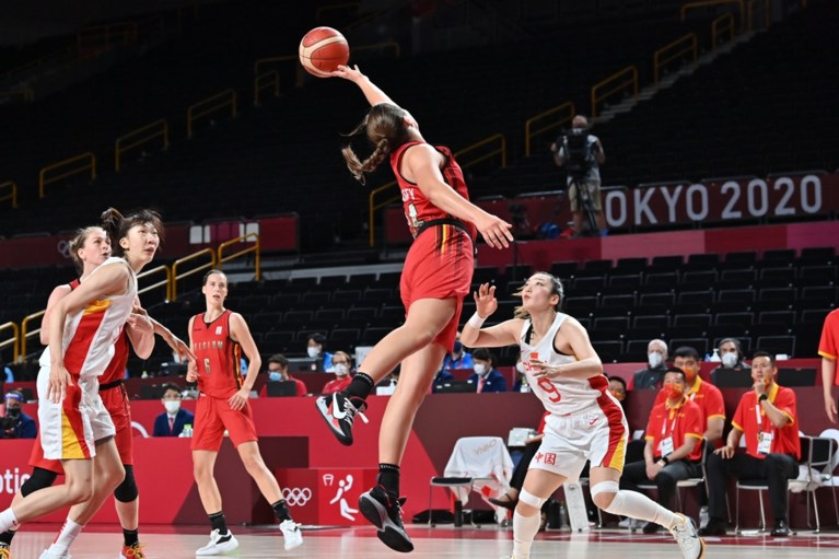 Geen groepswinst voor Belgian Cats na nederlaag tegen China, basketvrouwen treffen Japan in kwartfinale