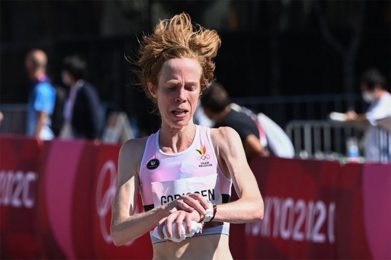 Mieke Gorissen in tranen en vol ongeloof na marathon: ‘Dit kan niet’