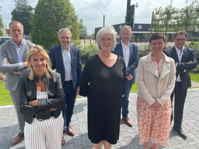 Na Blankenberge wordt nu ook in De Panne burgemeester opzijgezet: ‘Het schip is stuurloos’