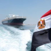 Containterschip Ever Given terug in Suezkanaal