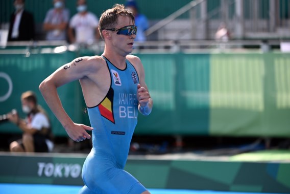 Marten Van Riel is vice-wereldkampioen triatlon na straffe sprint tegen olympisch kampioen