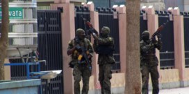 Coupplegers Guinee voeren avondklok in en vervangen gouverneurs door militairen