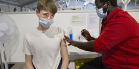 Vaccinatieteams op weg naar tientallen scholen in provincie