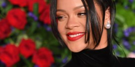 Rihanna staakt rechtszaak tegen haar vader