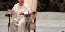 Paus Franciscus stuurt 15.000 ijsjes naar gevangenen in Rome