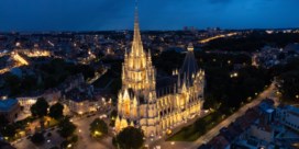 Kerk van Laken voortaan verlicht met 350 spots