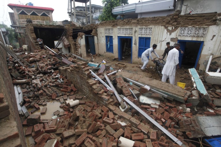 Minstens 20 doden bij aardbeving in Pakistan