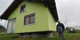 Bosnische uitvinder bouwt huis dat volledig rond zijn as draait