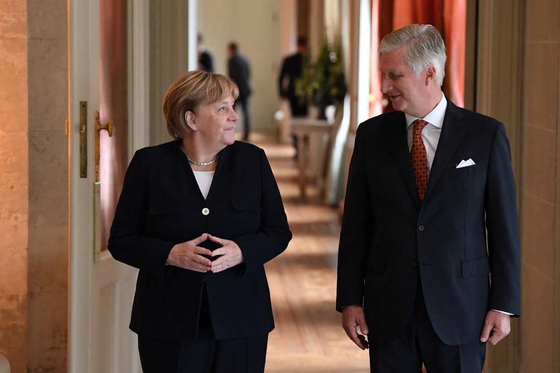 German Chancellor Merkel received at royal palace