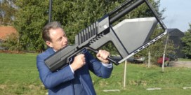 Antwerpse politie kan nu drones uit de lucht schieten: Bart De Wever demonstreert hoe